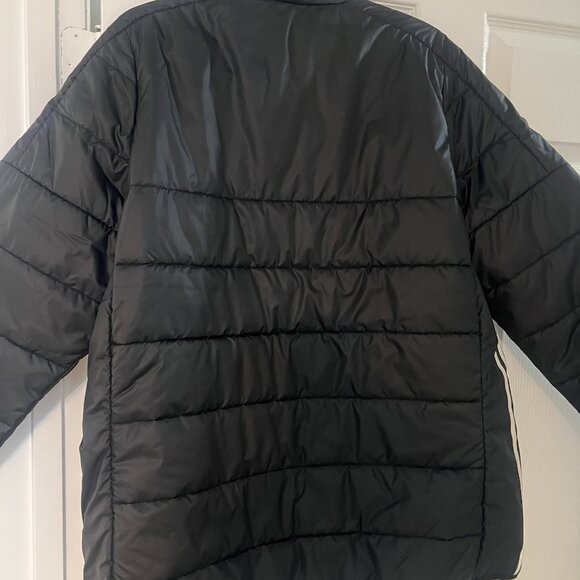 Adidas - Picture 3 of 7